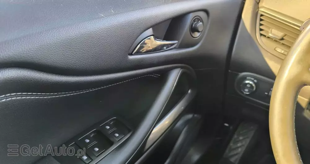 OPEL Zafira 1.4 T Cosmo