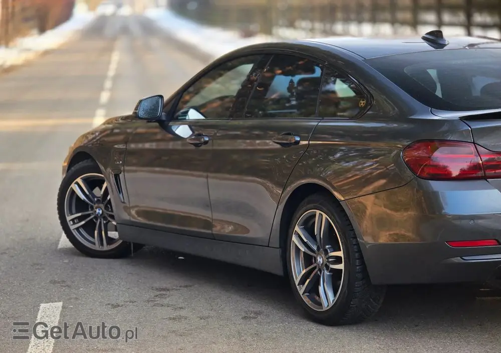 BMW Seria 4 420d Sport Line