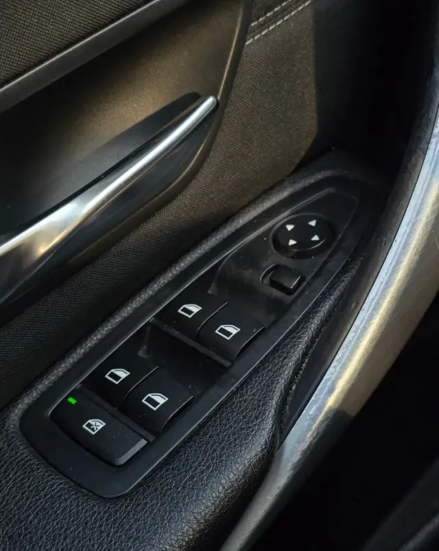 BMW Seria 4 420d Sport Line