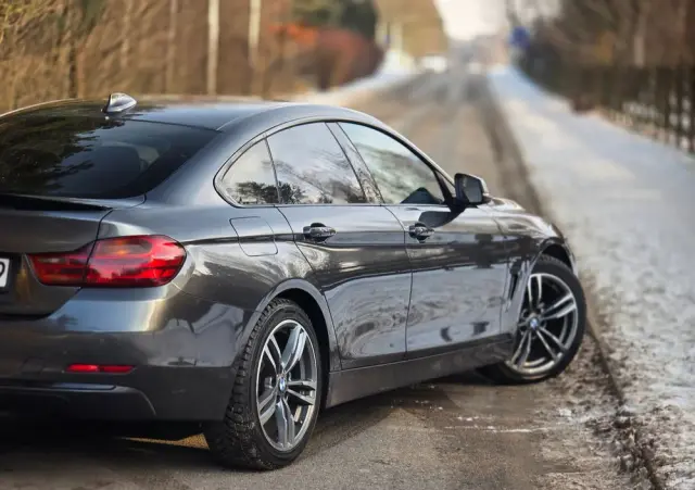 BMW Seria 4 420d Sport Line