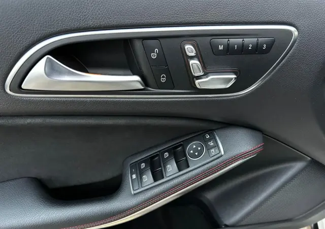 MERCEDES-BENZ Klasa A 