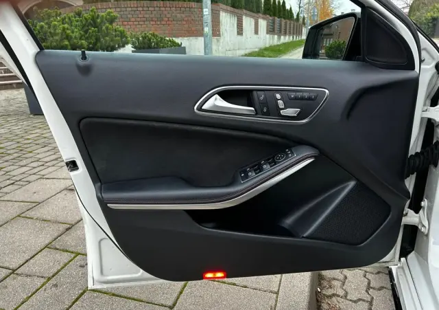 MERCEDES-BENZ Klasa A 