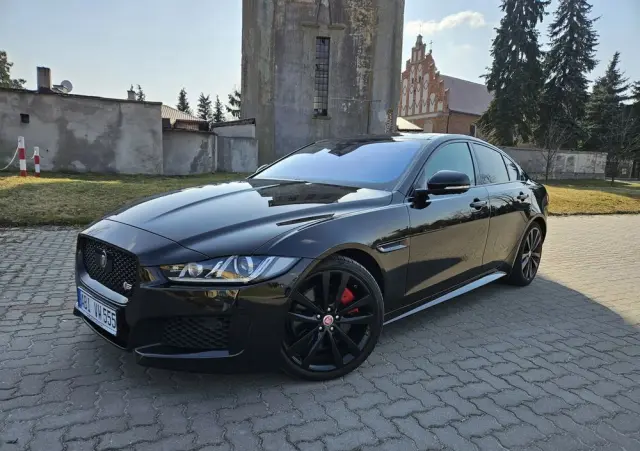 JAGUAR XE S
