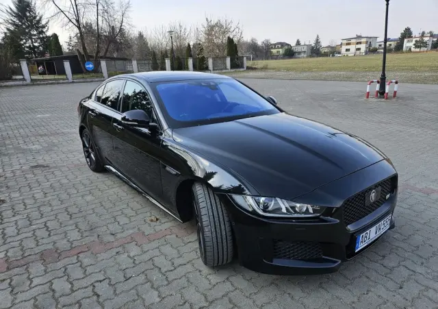 JAGUAR XE S