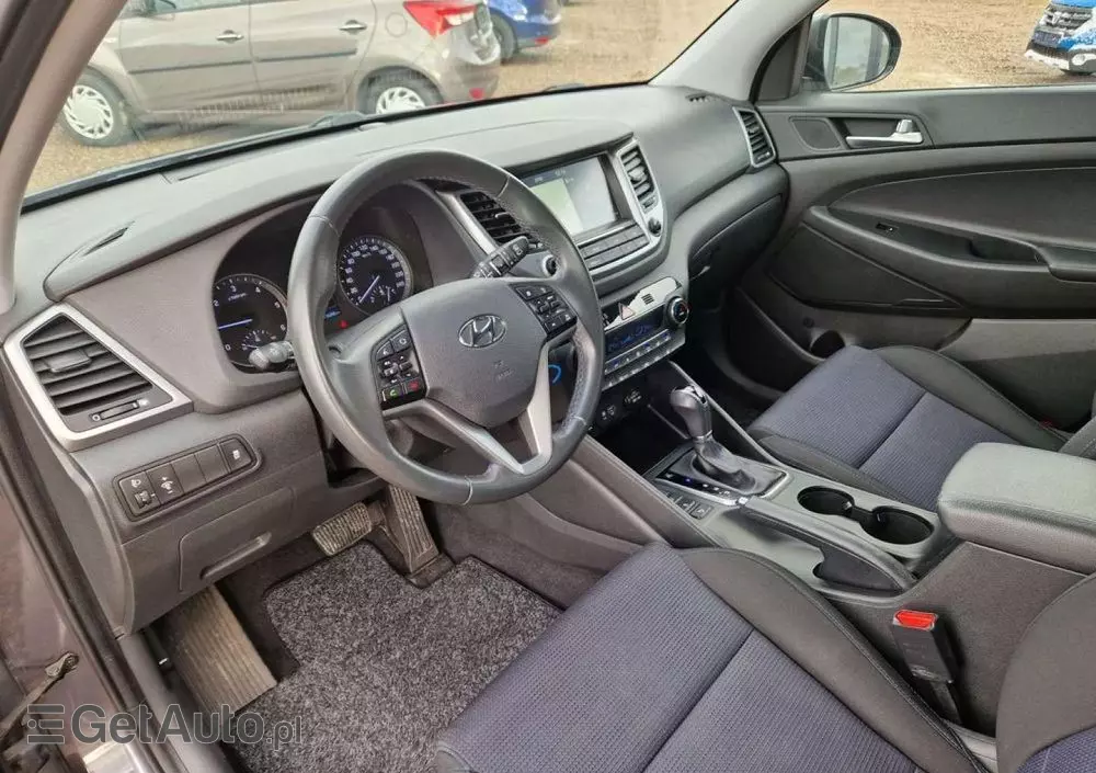 HYUNDAI Tucson Blue 1.7 CRDi 2WD DCT Premium