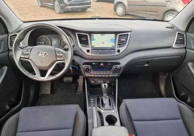 HYUNDAI Tucson Blue 1.7 CRDi 2WD DCT Premium