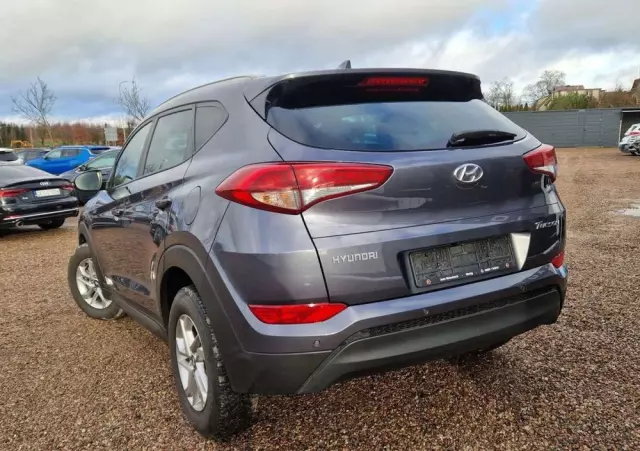 HYUNDAI Tucson Blue 1.7 CRDi 2WD DCT Premium