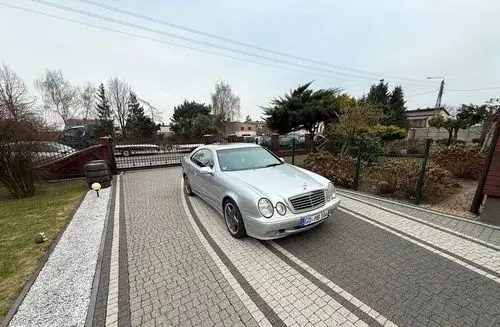 MERCEDES-BENZ CLK 