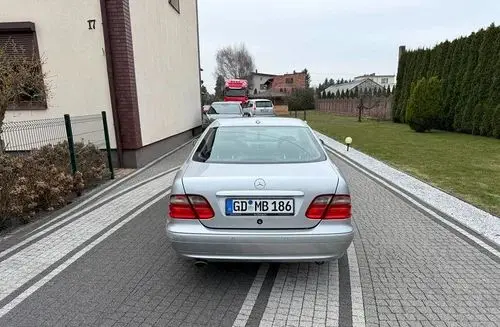 MERCEDES-BENZ CLK 