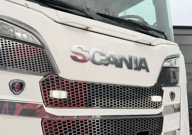 SCANIA S730 V8 idealny stan 2021 pełna opcja z Niemiec ASO scania na kontrakcie hydraulika 