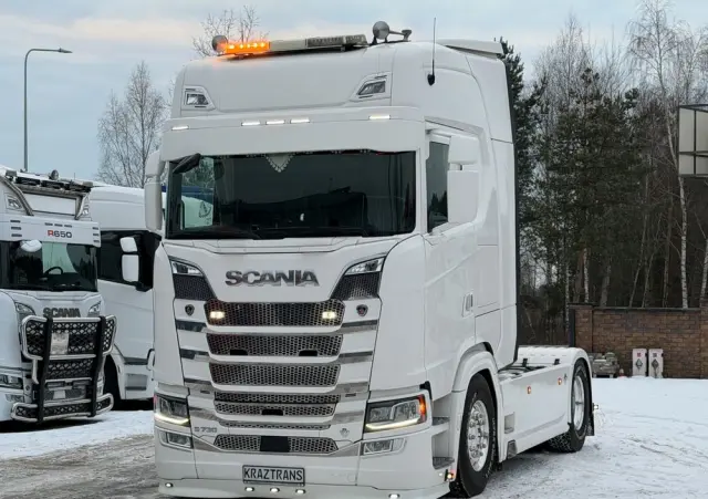 SCANIA S730 V8 idealny stan 2021 pełna opcja z Niemiec ASO scania na kontrakcie hydraulika 
