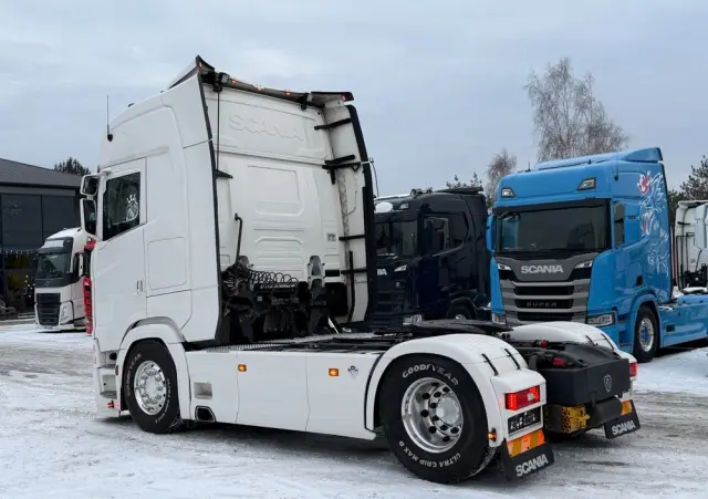 SCANIA S730 V8 idealny stan 2021 pełna opcja z Niemiec ASO scania na kontrakcie hydraulika 