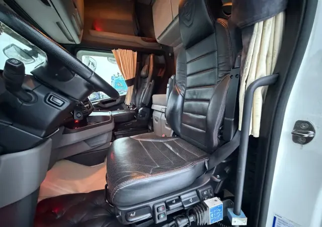 SCANIA S730 V8 idealny stan 2021 pełna opcja z Niemiec ASO scania na kontrakcie hydraulika 