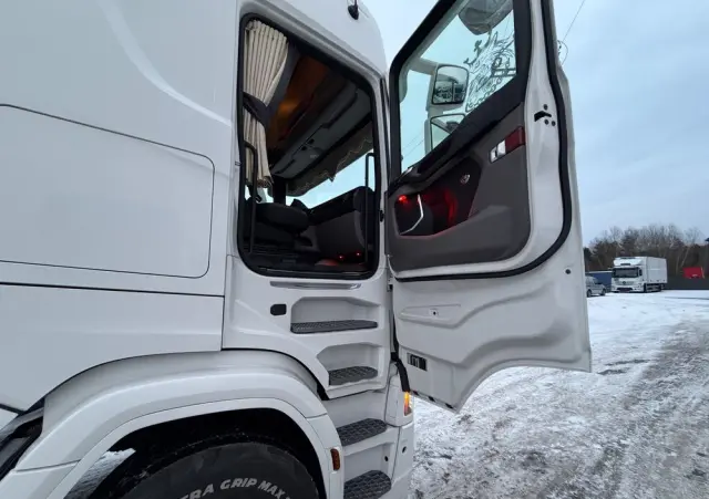 SCANIA S730 V8 idealny stan 2021 pełna opcja z Niemiec ASO scania na kontrakcie hydraulika 