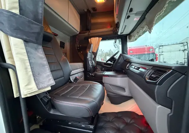 SCANIA S730 V8 idealny stan 2021 pełna opcja z Niemiec ASO scania na kontrakcie hydraulika 