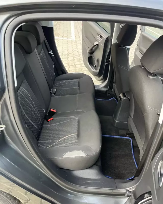 PEUGEOT 208 1.4 VTi Active