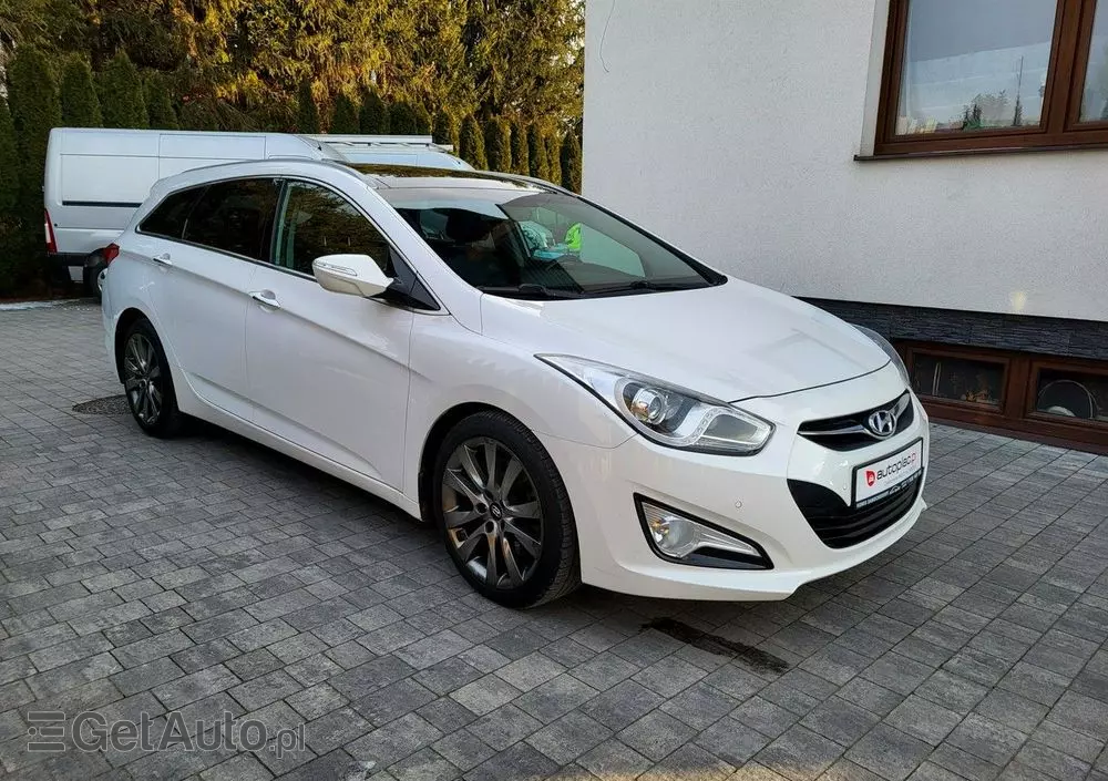 HYUNDAI I40 