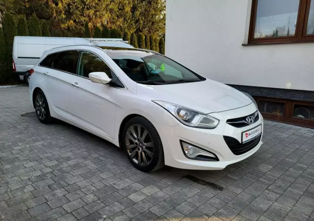 HYUNDAI I40 