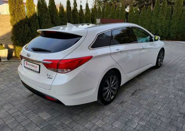 HYUNDAI I40 