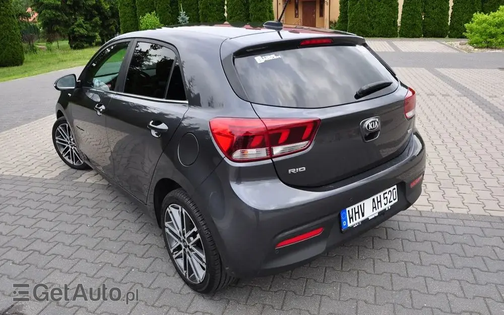 KIA Rio 1.0 T-GDI 120 Platinum Edition