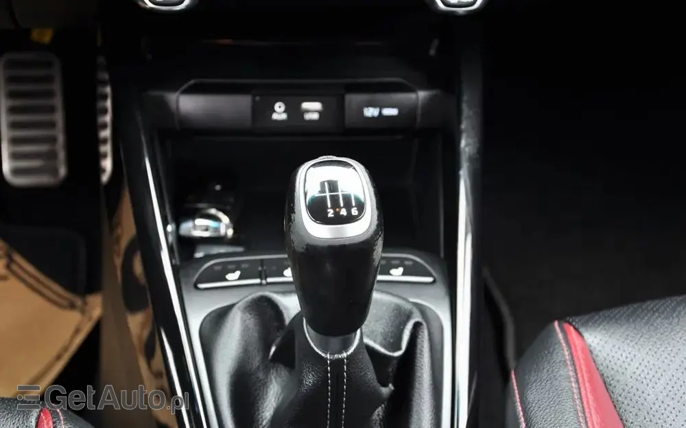 KIA Rio 1.0 T-GDI 120 Platinum Edition