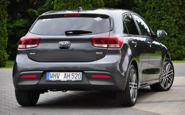 KIA Rio 1.0 T-GDI 120 Platinum Edition