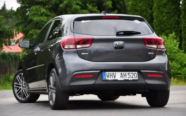 KIA Rio 1.0 T-GDI 120 Platinum Edition