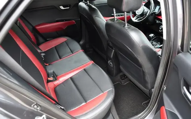 KIA Rio 1.0 T-GDI 120 Platinum Edition