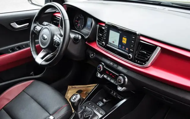 KIA Rio 1.0 T-GDI 120 Platinum Edition