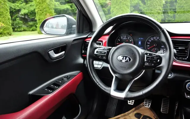 KIA Rio 1.0 T-GDI 120 Platinum Edition