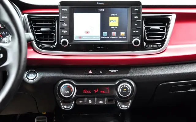 KIA Rio 1.0 T-GDI 120 Platinum Edition