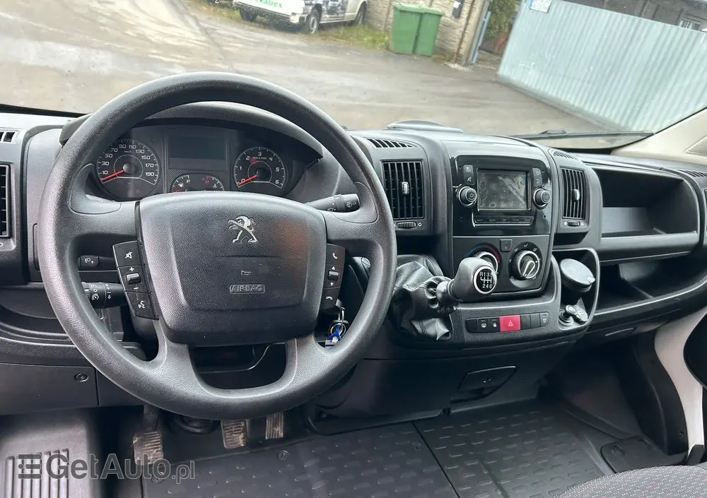 PEUGEOT Boxer 
