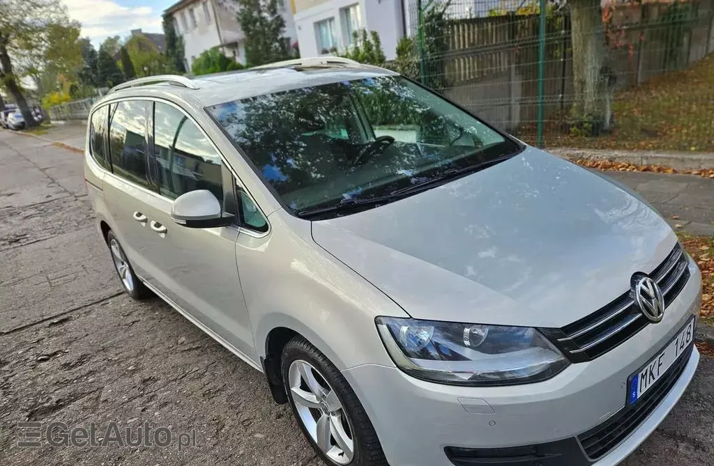 VOLKSWAGEN Sharan 