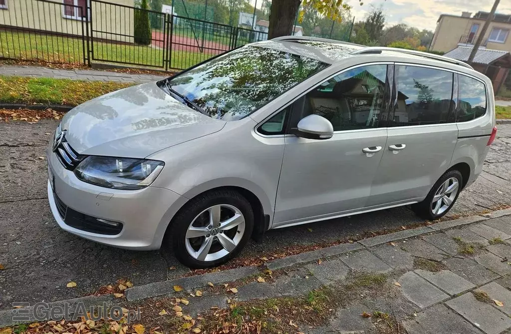 VOLKSWAGEN Sharan 