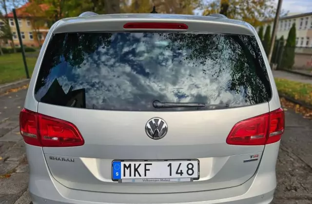 VOLKSWAGEN Sharan 