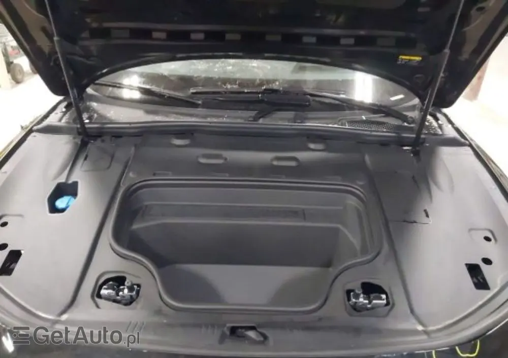 AUDI A6 Avant e-tron 