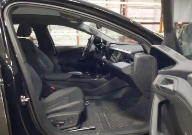 AUDI A6 Avant e-tron 