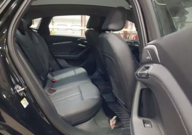 AUDI A6 Avant e-tron 