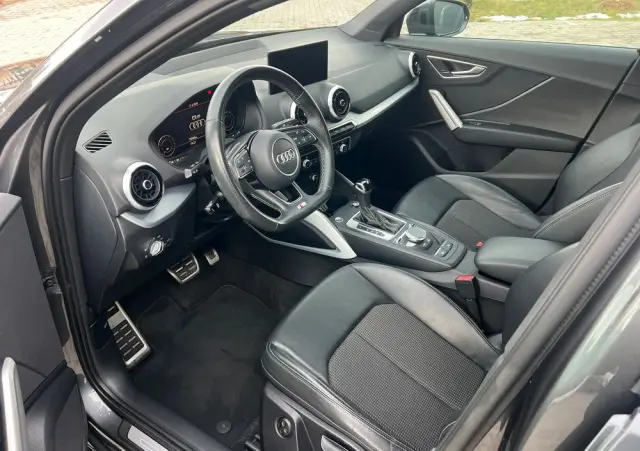 AUDI Q2 35 TFSI S tronic S line