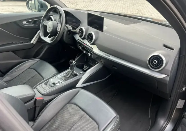 AUDI Q2 35 TFSI S tronic S line