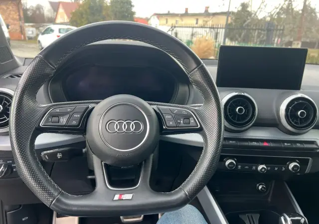AUDI Q2 35 TFSI S tronic S line