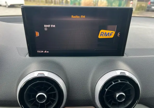 AUDI Q2 35 TFSI S tronic S line