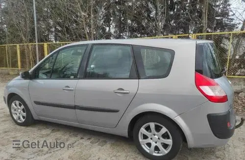 RENAULT Grand Scenic 