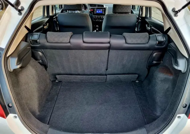 HONDA Jazz 1.3 i-VTEC Comfort