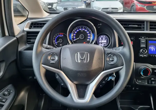 HONDA Jazz 1.3 i-VTEC Comfort