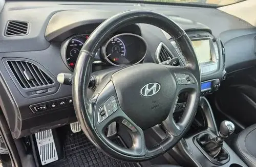 HYUNDAI Ix35 