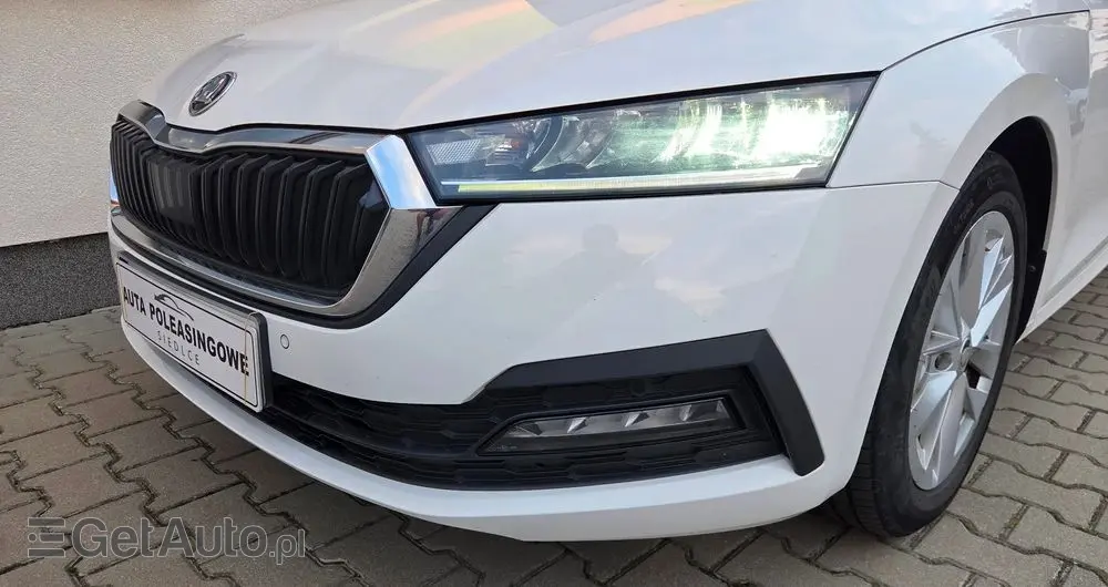SKODA Octavia 1.5 TSI e-Tec Ambition DSG