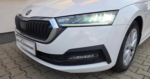 SKODA Octavia 1.5 TSI e-Tec Ambition DSG