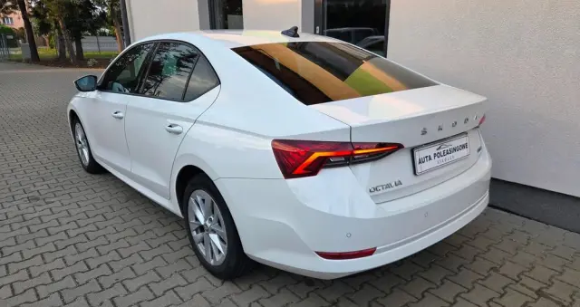 SKODA Octavia 1.5 TSI e-Tec Ambition DSG