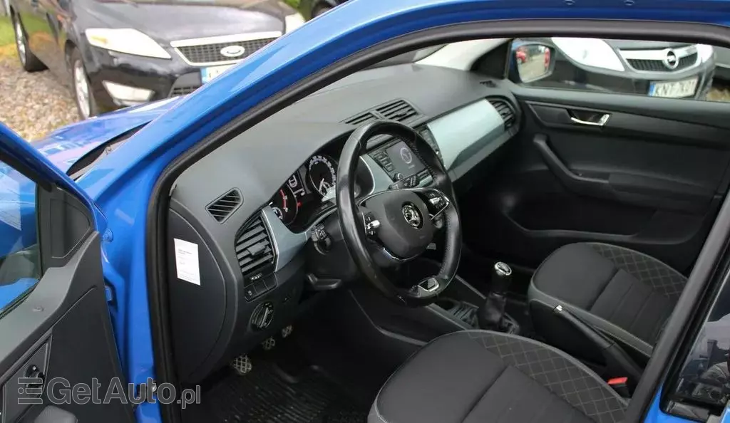SKODA Fabia 